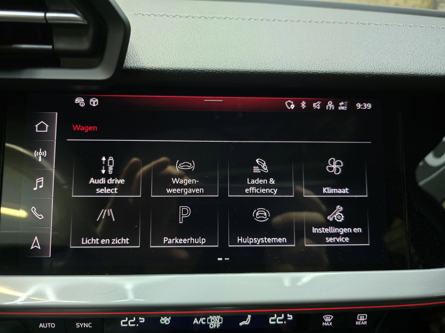 Audi A3 Sportback 45 TFSI e S edition Competition LED PanoCamera Navi LM