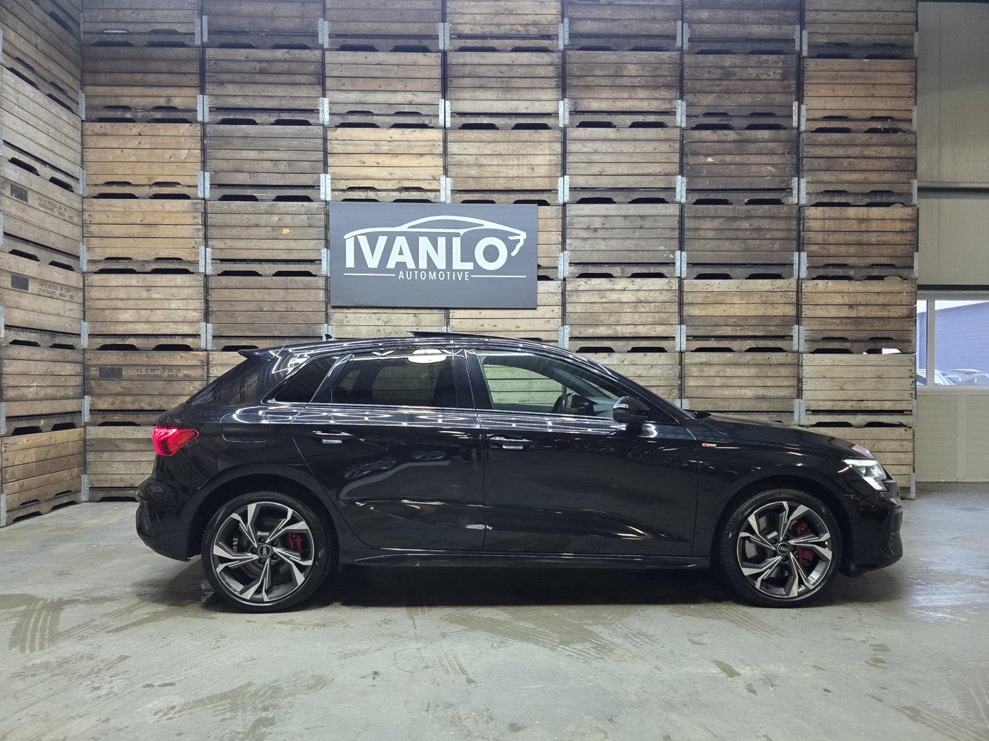 Audi A3 Sportback 45 TFSI e S edition Competition LED PanoCamera Navi LM