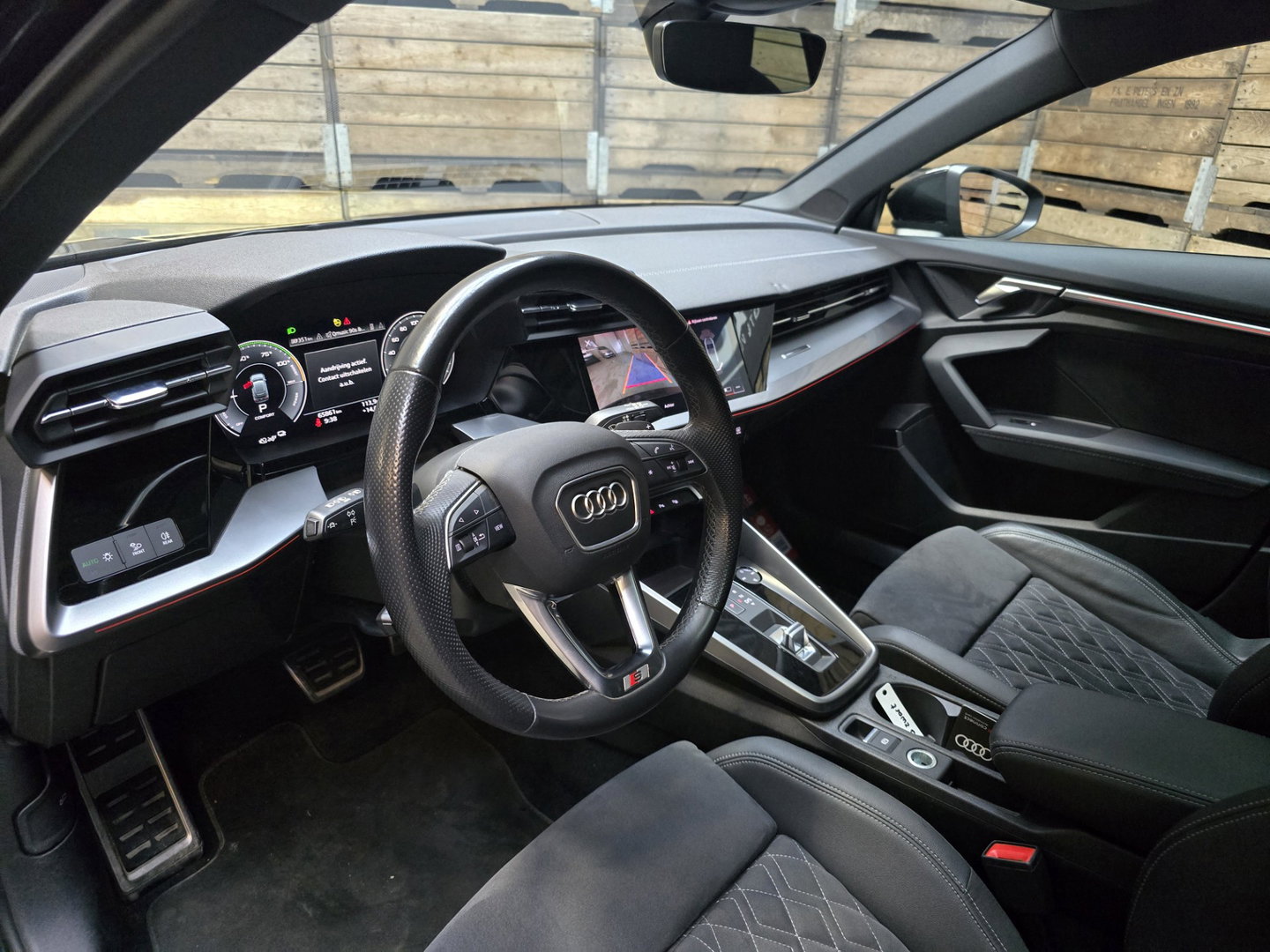 Audi A3 Sportback 45 TFSI e S edition Competition LED PanoCamera Navi LM