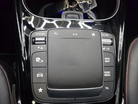 Mercedes-Benz A-Klasse AMG 35 4MATIC Premium Pano Sfeer Camera Navi LM Trekhaak