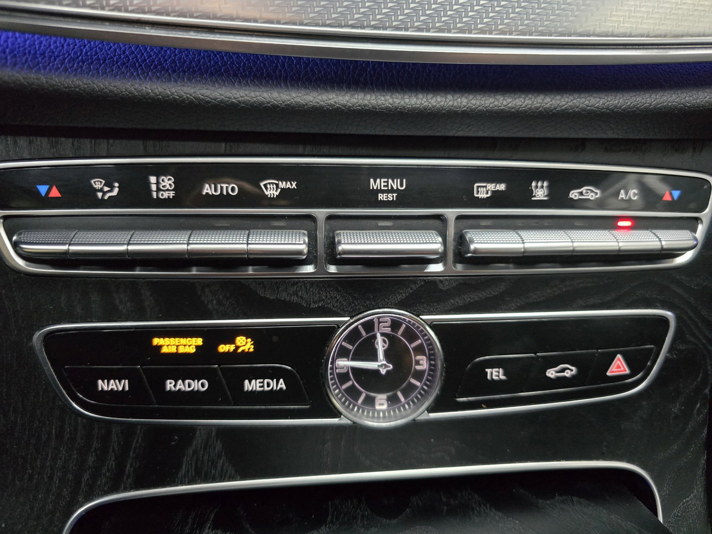 Mercedes-Benz E-Klasse Estate 300 de Business Solution PHEV LED Navi Camera Sfeer Clima Cruise LM