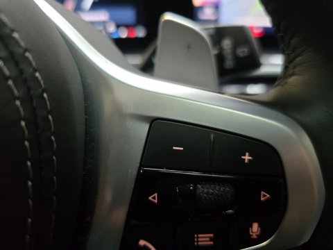 BMW X7 4.0 D M Sport Pano Softclose Ambiente Camera Leder Navi Carplay 22"LM