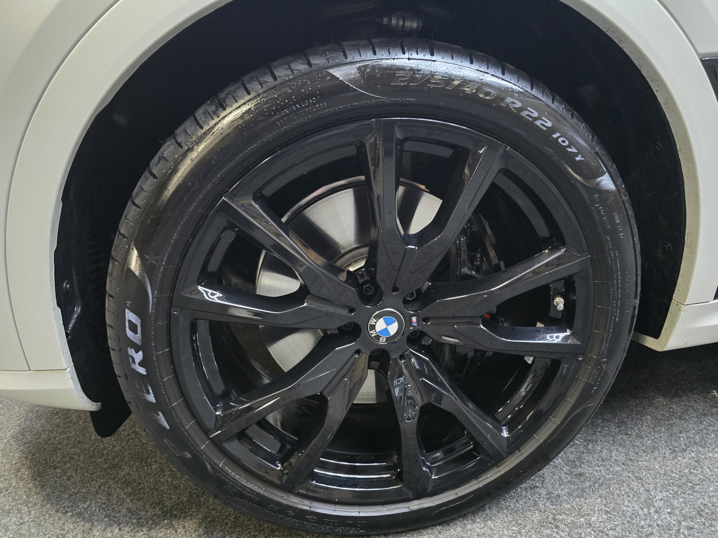 BMW X7 4.0 D M Sport Pano Softclose Ambiente Camera Leder Navi Carplay 22"LM