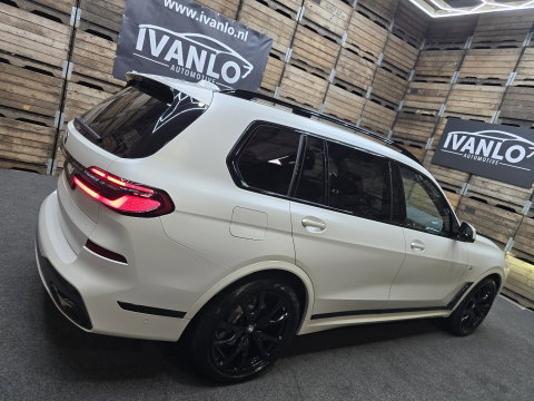 BMW X7 4.0 D M Sport Pano Softclose Ambiente Camera Leder Navi Carplay 22"LM