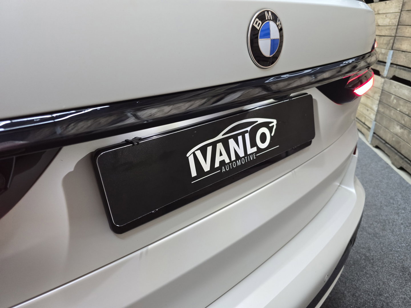 BMW X7 4.0 D M Sport Pano Softclose Ambiente Camera Leder Navi Carplay 22"LM