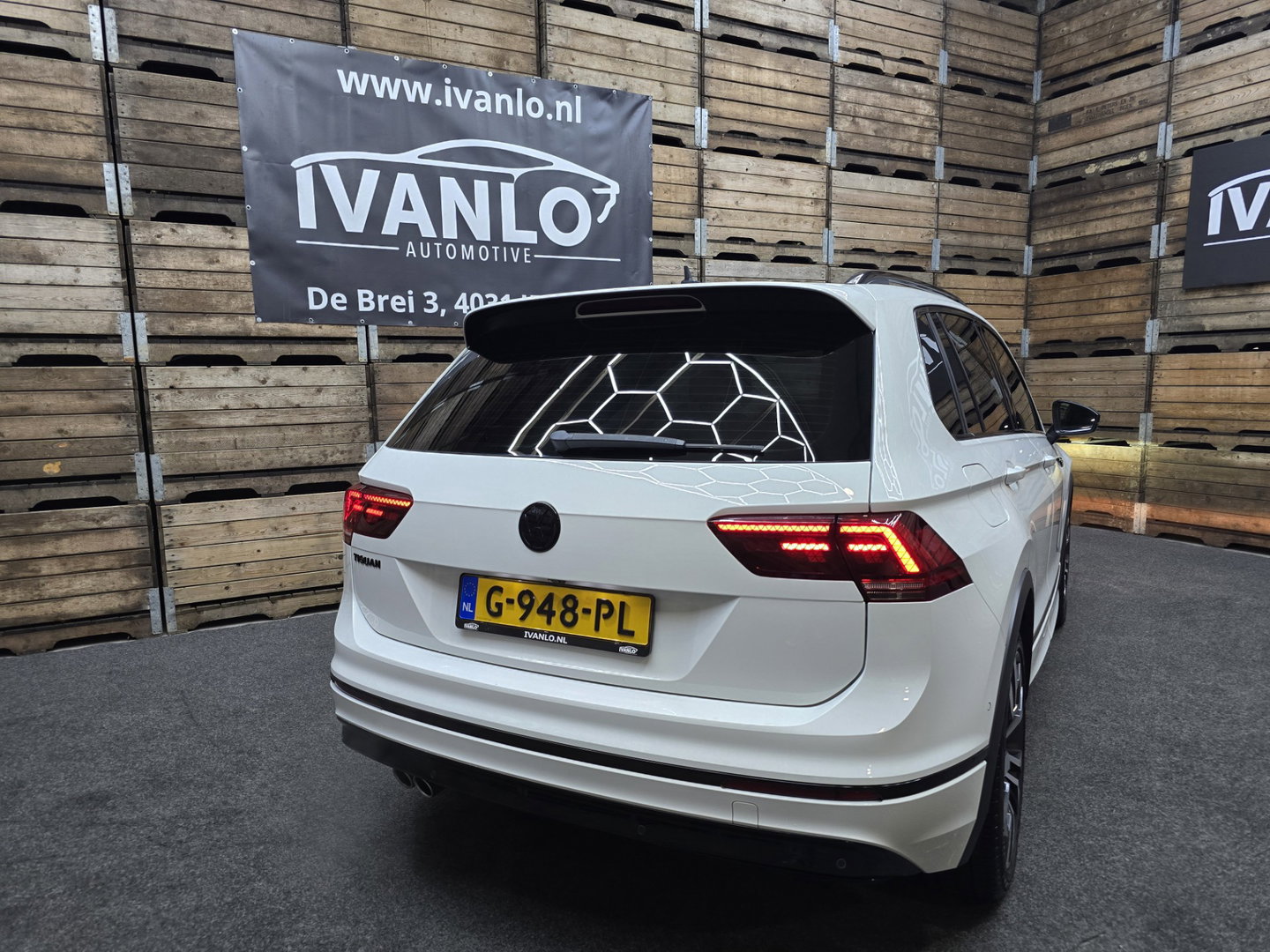 Volkswagen Tiguan 1.5 TSI ACT Highline Business R Pano VCP Leder 360 Navi Clima 19"LM
