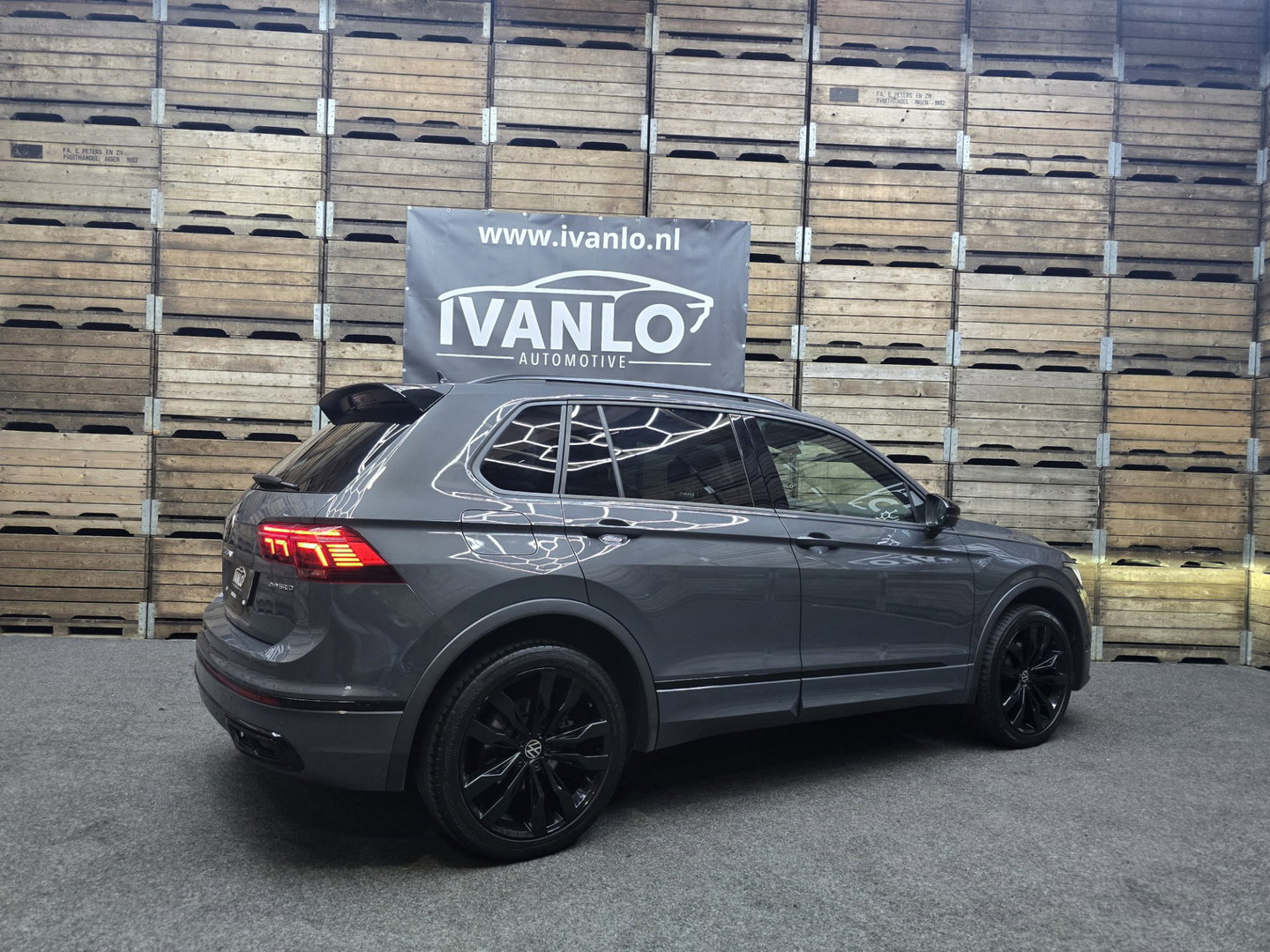 Volkswagen Tiguan 1.4 TSI eHybrid R-Line Blackstyle Leder Trekhaak LED Navi 20"LM