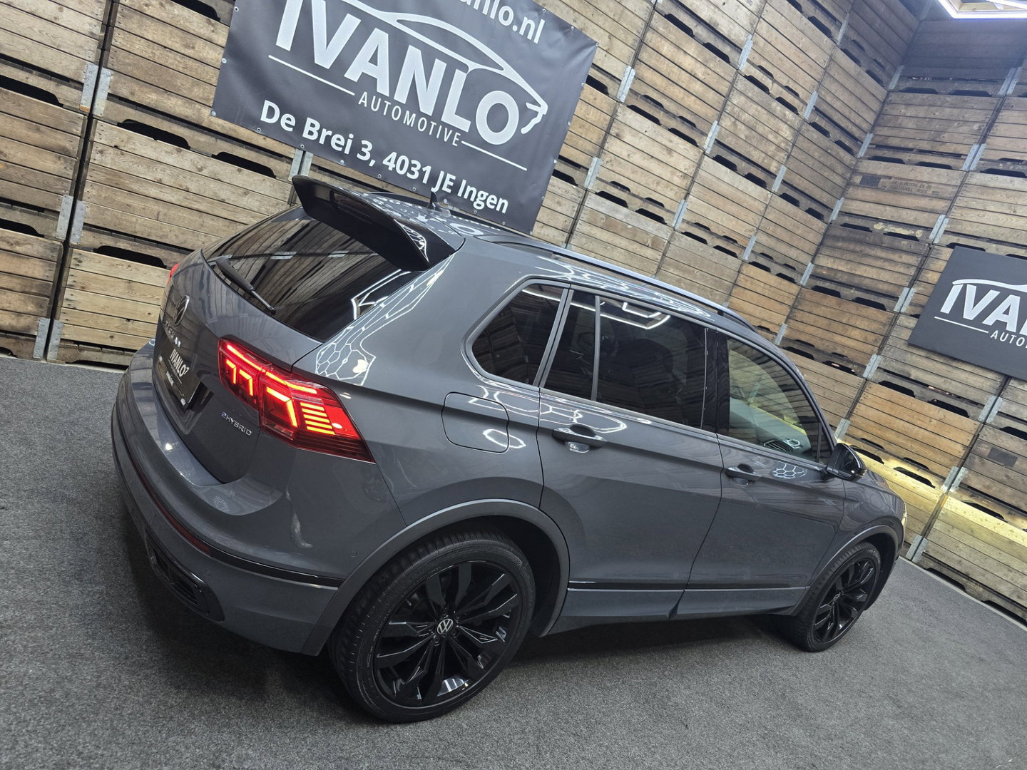 Volkswagen Tiguan 1.4 TSI eHybrid R-Line Blackstyle Leder Trekhaak LED Navi 20"LM