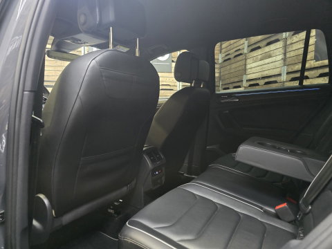 Volkswagen Tiguan 1.4 TSI eHybrid R-Line Blackstyle Leder Trekhaak LED Navi 20"LM