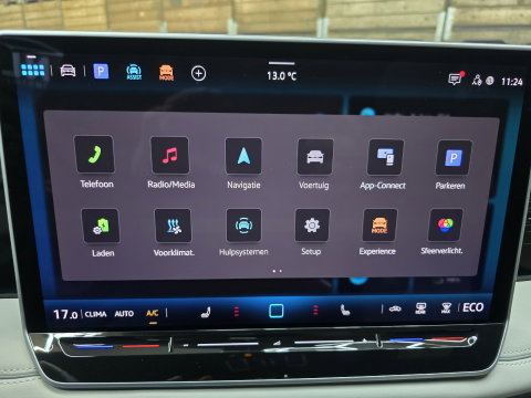 Volkswagen Tiguan 1.5 eHybrid Elegance IQ LIght Panorama 360 HUD Trekhaak 20"LM