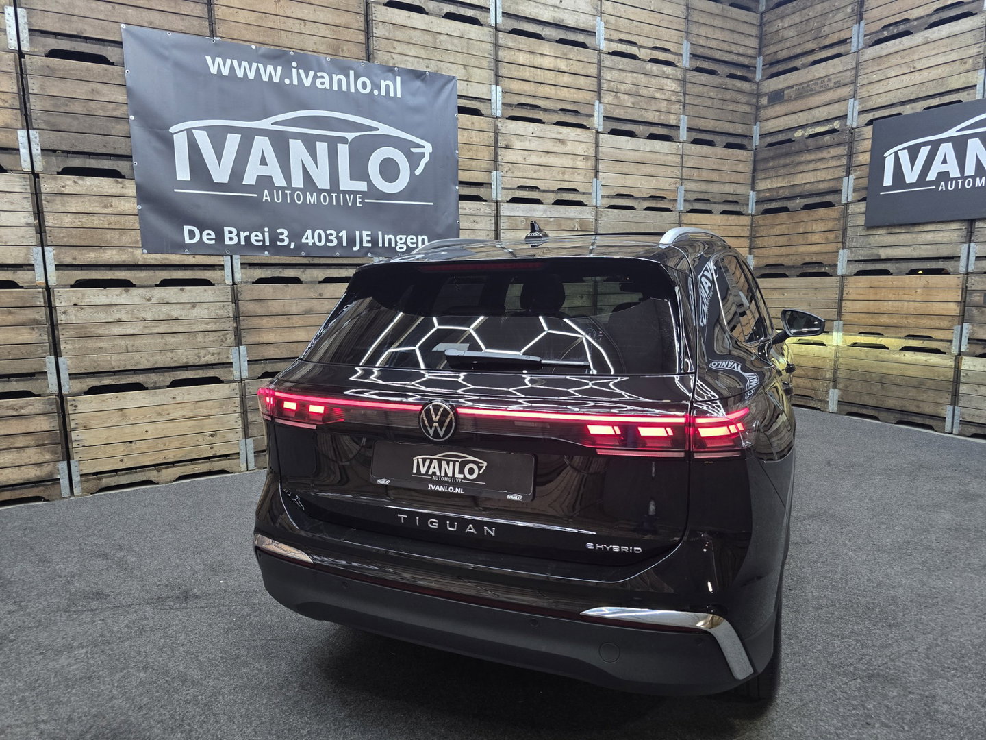 Volkswagen Tiguan 1.5 eHybrid Elegance IQ LIght Panorama 360 HUD Trekhaak 20"LM