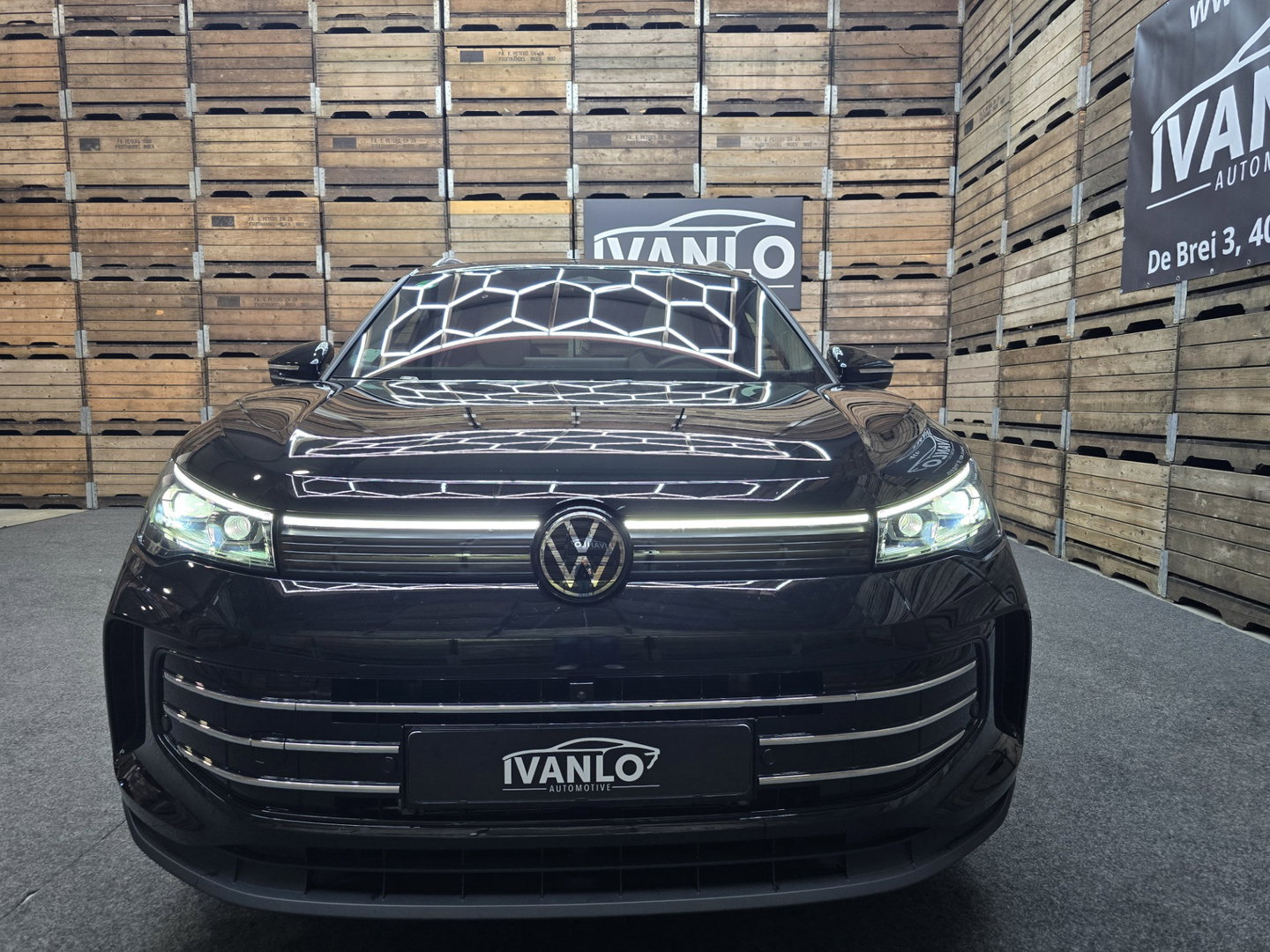 Volkswagen Tiguan 1.5 eHybrid Elegance IQ LIght Panorama 360 HUD Trekhaak 20"LM