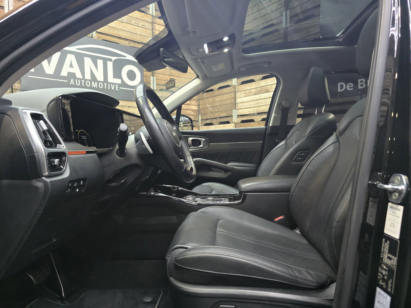 Kia Sorento 1.6 T-GDI Plug-in Hybrid 4WD DynamicPlusLine 7p. Pano Leer Trekhaak 19"LM