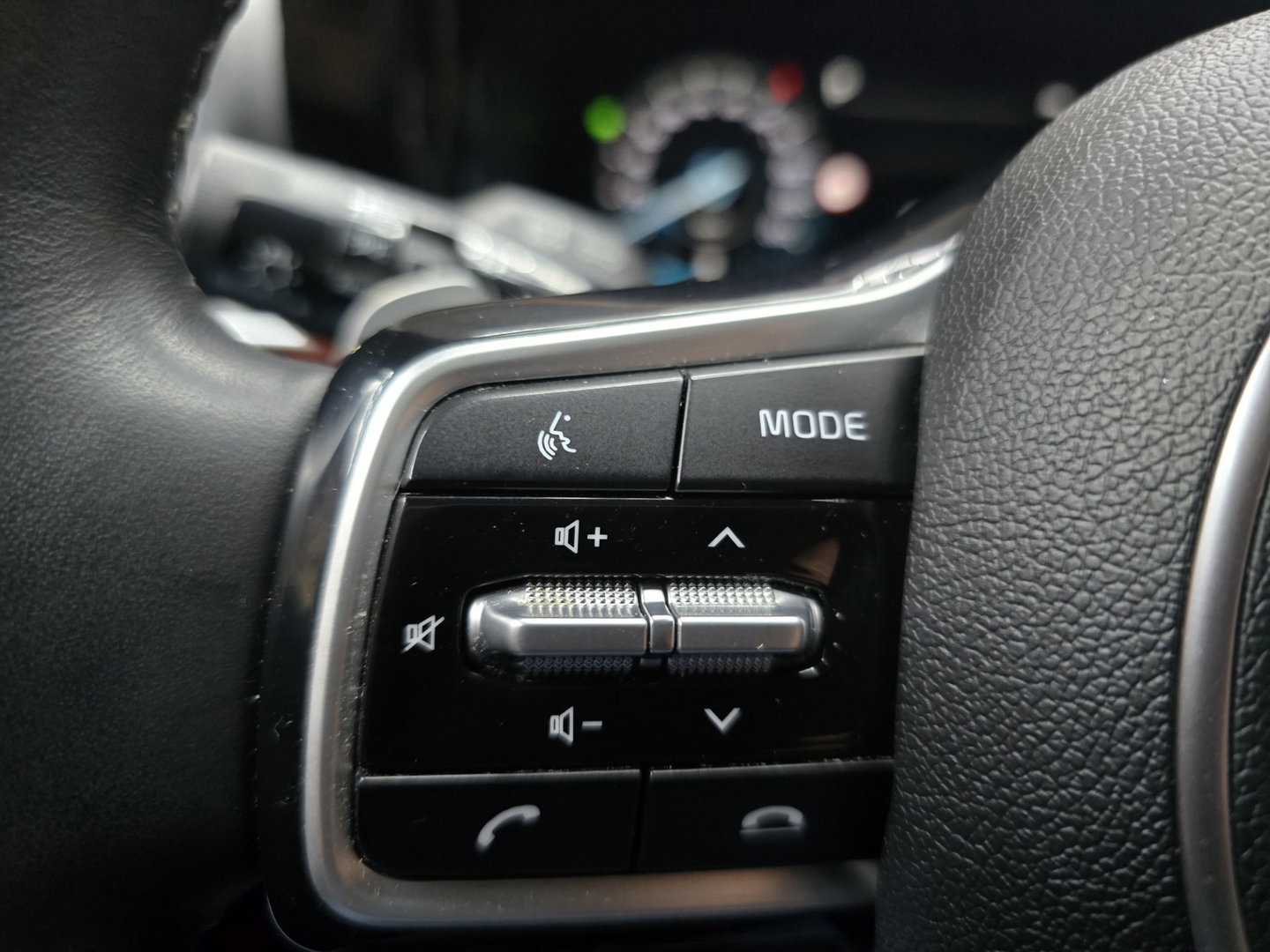Kia Sorento 1.6 T-GDI Plug-in Hybrid 4WD DynamicPlusLine 7p. Pano Leer Trekhaak 19"LM