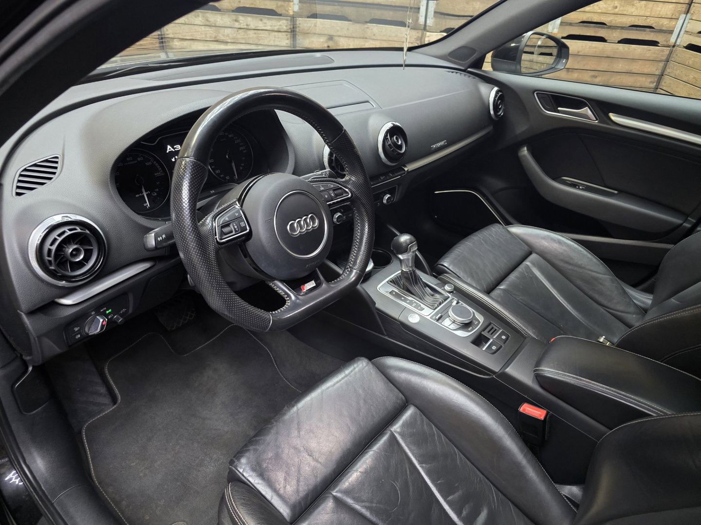 Audi A3 Sportback 1.4 e-tron PHEV Ambition Pro Line plus Leder Pano Navi LED LM