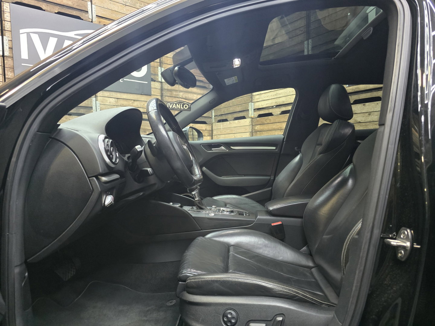 Audi A3 Sportback 1.4 e-tron PHEV Ambition Pro Line plus Leder Pano Navi LED LM
