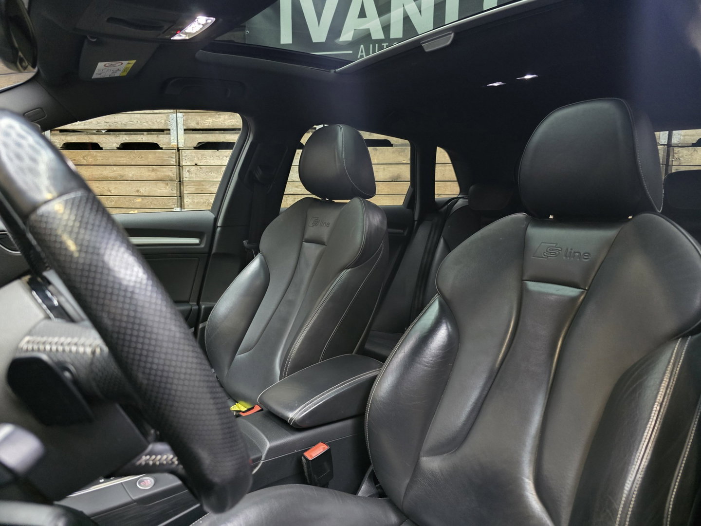 Audi A3 Sportback 1.4 e-tron PHEV Ambition Pro Line plus Leder Pano Navi LED LM