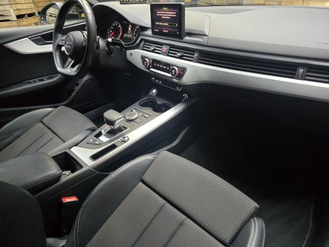 Audi A5 Sportback 35 TFSI Sport S-line edition 3x S Line Navi Keyless Clima 19"LM
