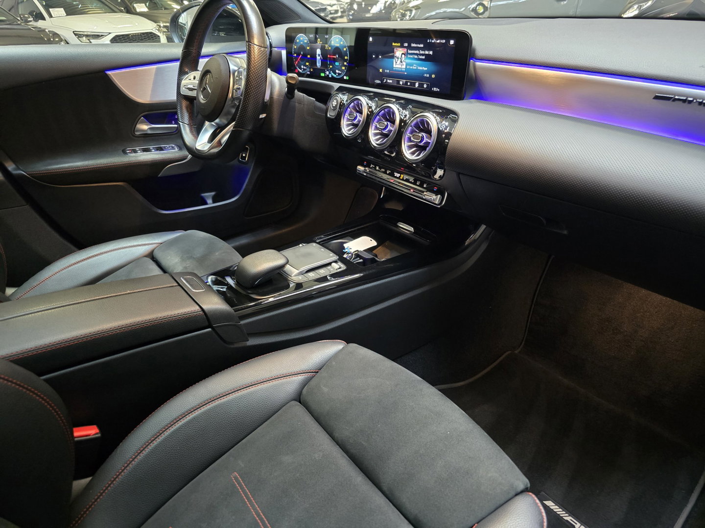 Mercedes-Benz A-Klasse 250 e Business Solution AMG Limited 360 Pano Elektr. Stoelen LED Navi LM