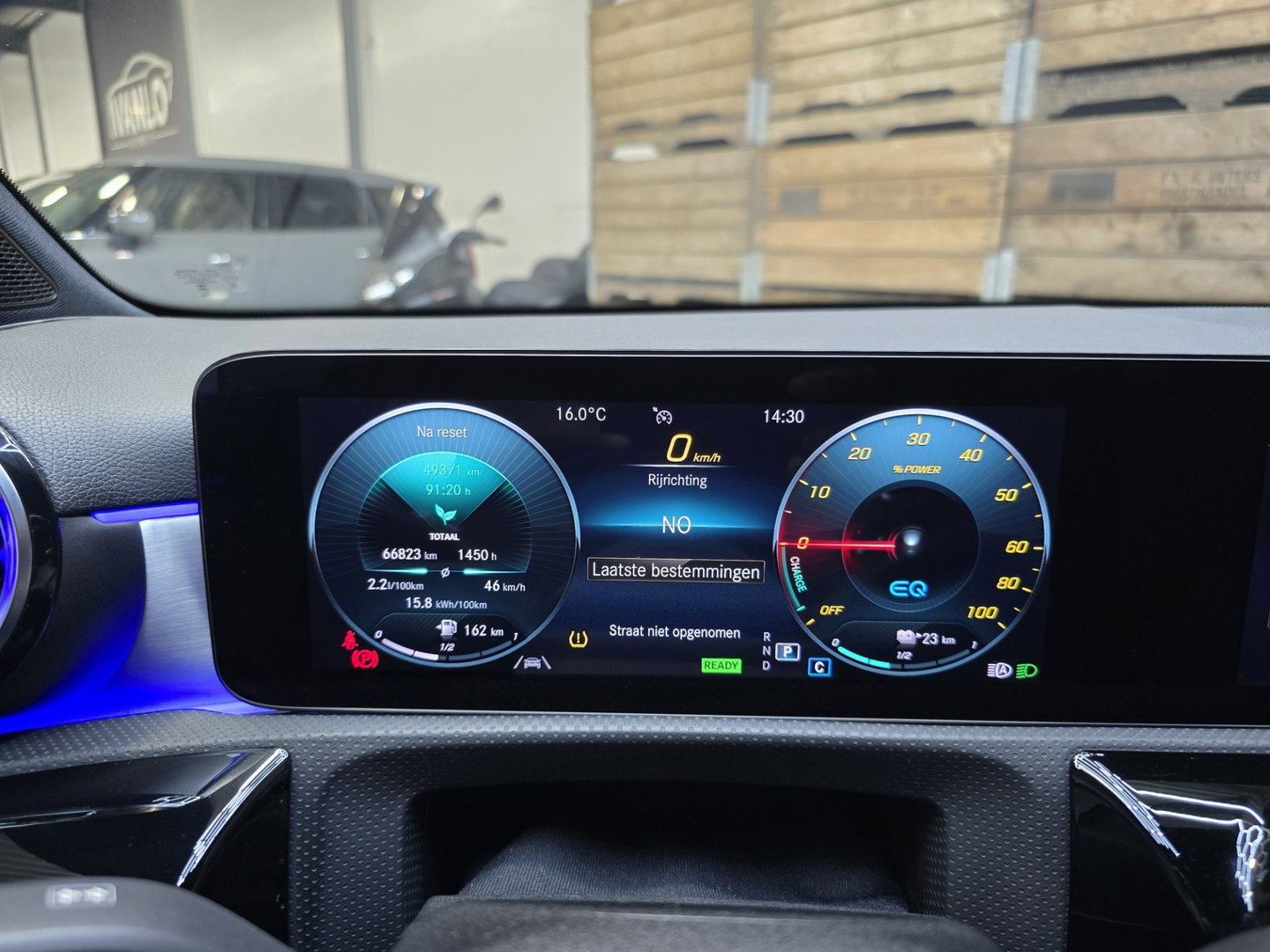 Mercedes-Benz A-Klasse 250 e Business Solution AMG Limited 360 Pano Elektr. Stoelen LED Navi LM