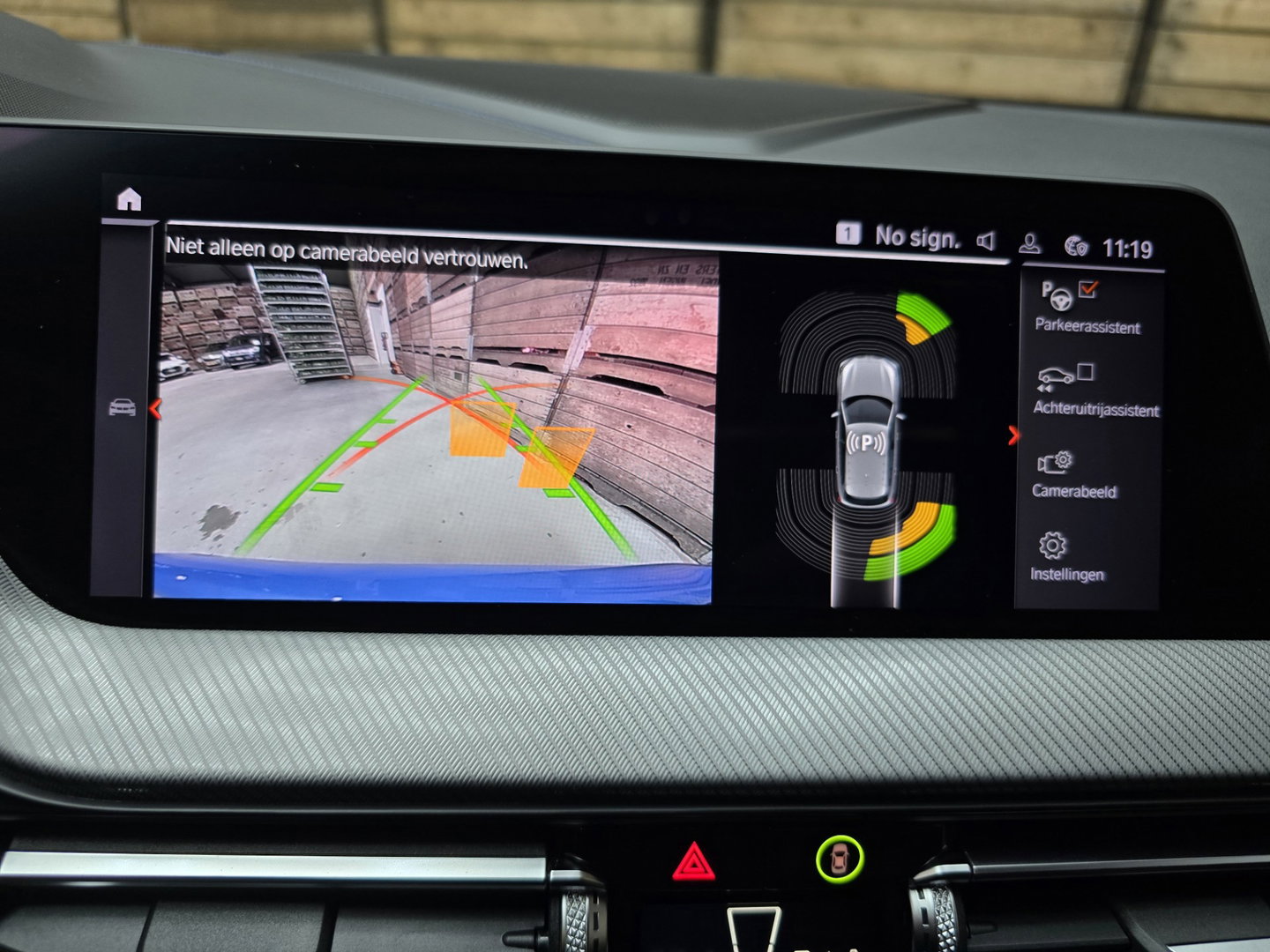BMW 1-serie 118i High Executive Edition M-Sport Pano Leder Navi Camera Carplay 17"LM