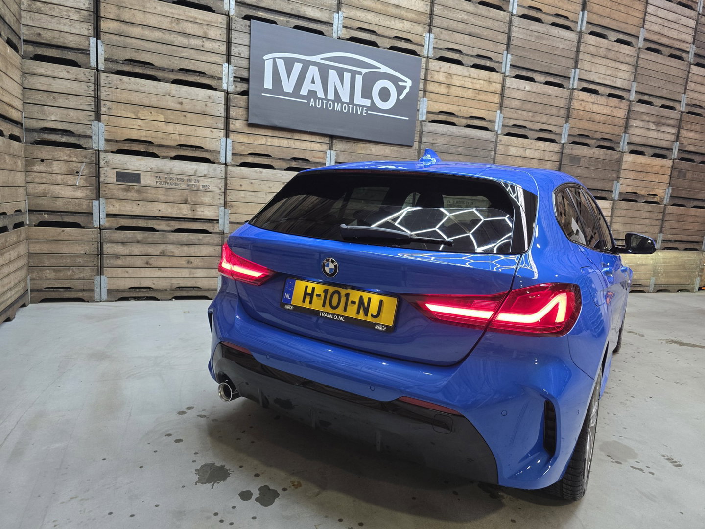 BMW 1-serie 118i High Executive Edition M-Sport Pano Leder Navi Camera Carplay 17"LM