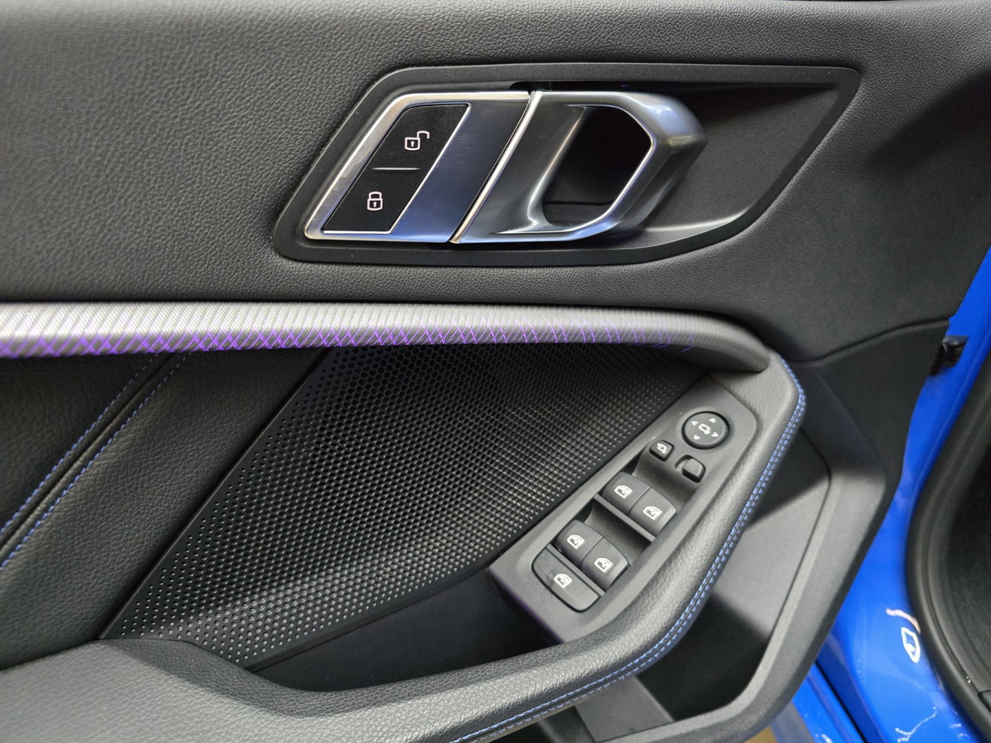 BMW 1-serie 118i High Executive Edition M-Sport Pano Leder Navi Camera Carplay 17"LM