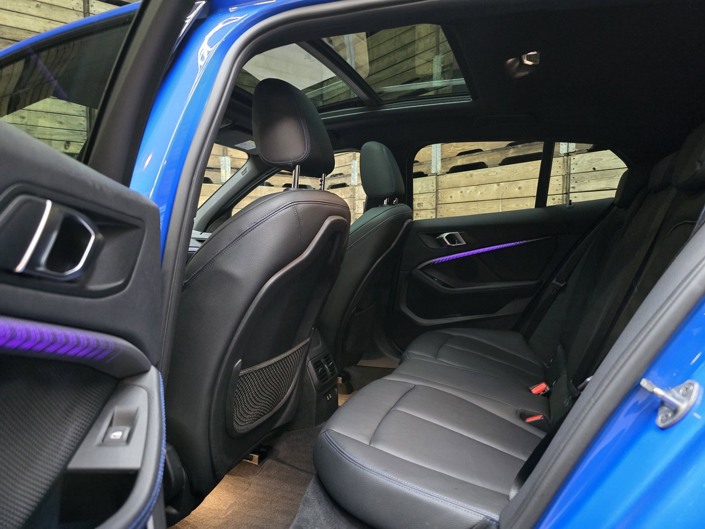 BMW 1-serie 118i High Executive Edition M-Sport Pano Leder Navi Camera Carplay 17"LM