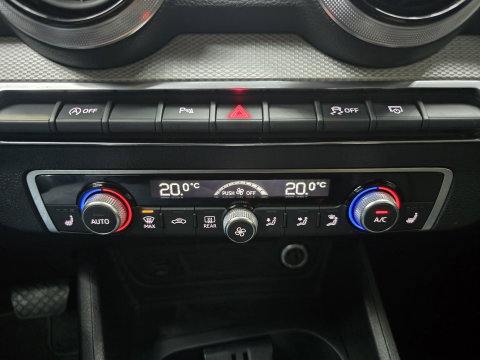 Audi Q2 35 TFSI Advanced edition Sport Navi Clima Cruise Camera LED Trekhaak 17"LM