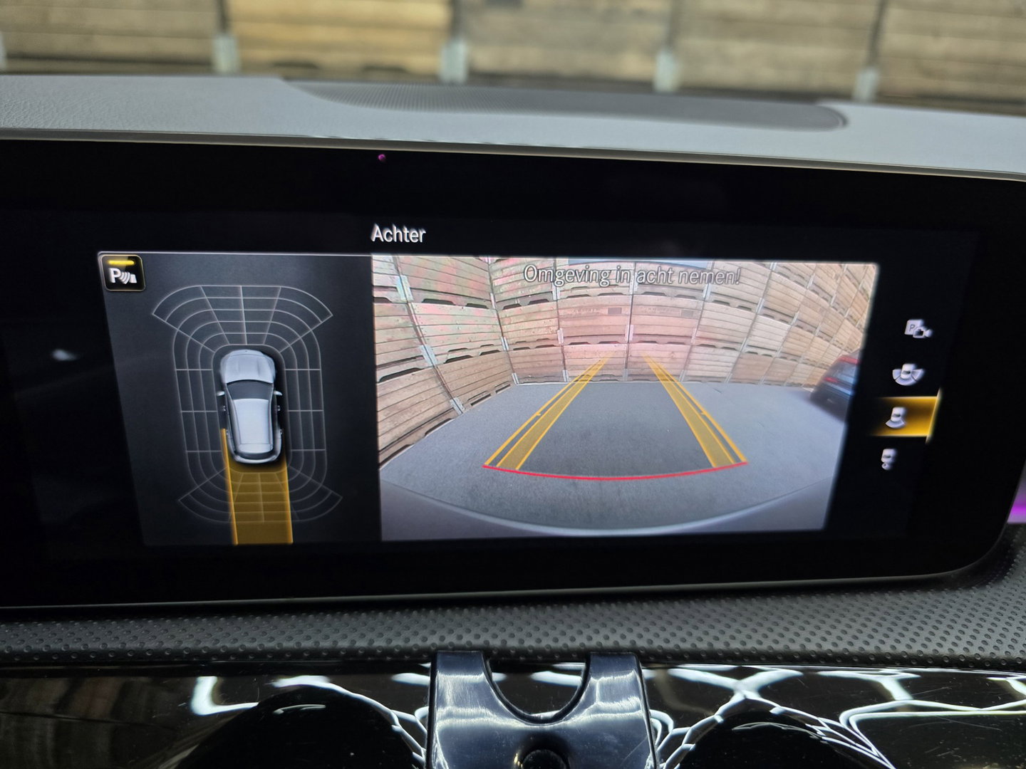 Mercedes-Benz CLA-Klasse Shooting Brake 200 Business Solution AMG MATT GRIJS Pano Camera Sfeer Navi LM