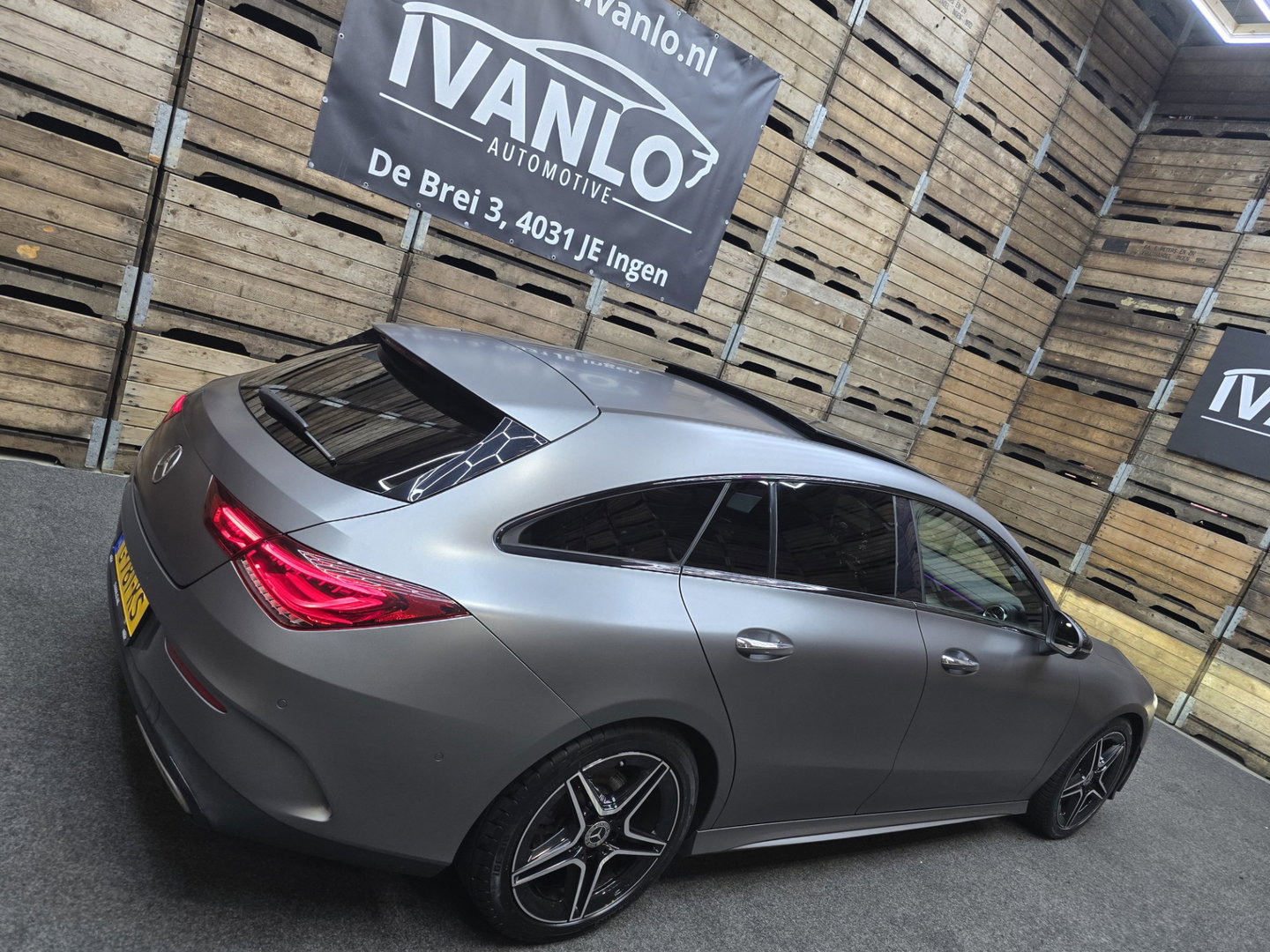 Mercedes-Benz CLA-Klasse Shooting Brake 200 Business Solution AMG MATT GRIJS Pano Camera Sfeer Navi LM