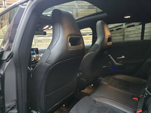 Mercedes-Benz CLA-Klasse Shooting Brake 200 Business Solution AMG MATT GRIJS Pano Camera Sfeer Navi LM