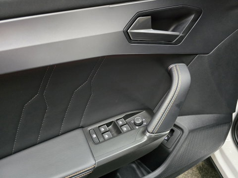 CUPRA Formentor E-Hybride 204 PK Pano Clima Cruise Navi Camera 18"LM 99% SOH