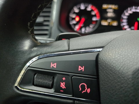 SEAT Ateca 1.4 EcoTSI Style Stoelverwarming parkeersensoren Climate Control 17''LM