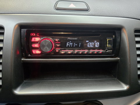 Kia Picanto 1.0 CVVT ComfortLine Airconditioning CPV Radio CD