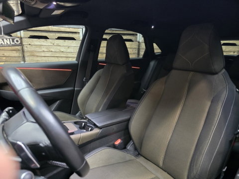 DS 7 Crossback 1.6 PureTech So Chic Xenon Navi Clima Camera uitlaatklep 18"LM