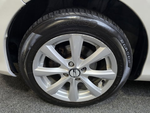 Toyota Yaris 1.0 VVT-i Aspiration Bluetooth Clima LM