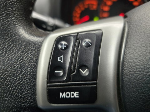 Toyota Yaris 1.0 VVT-i Aspiration Bluetooth Clima LM
