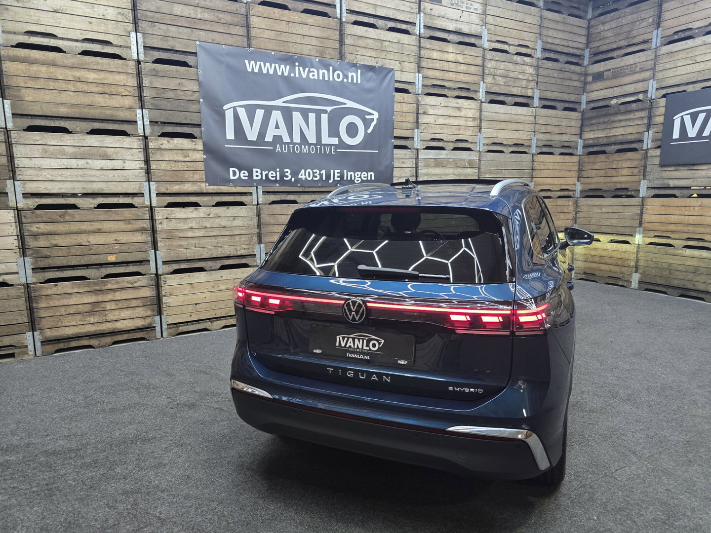 Volkswagen Tiguan 1.5 eHybrid Elegance IQ LIght Panorama 360 Trekhaak 20"LM