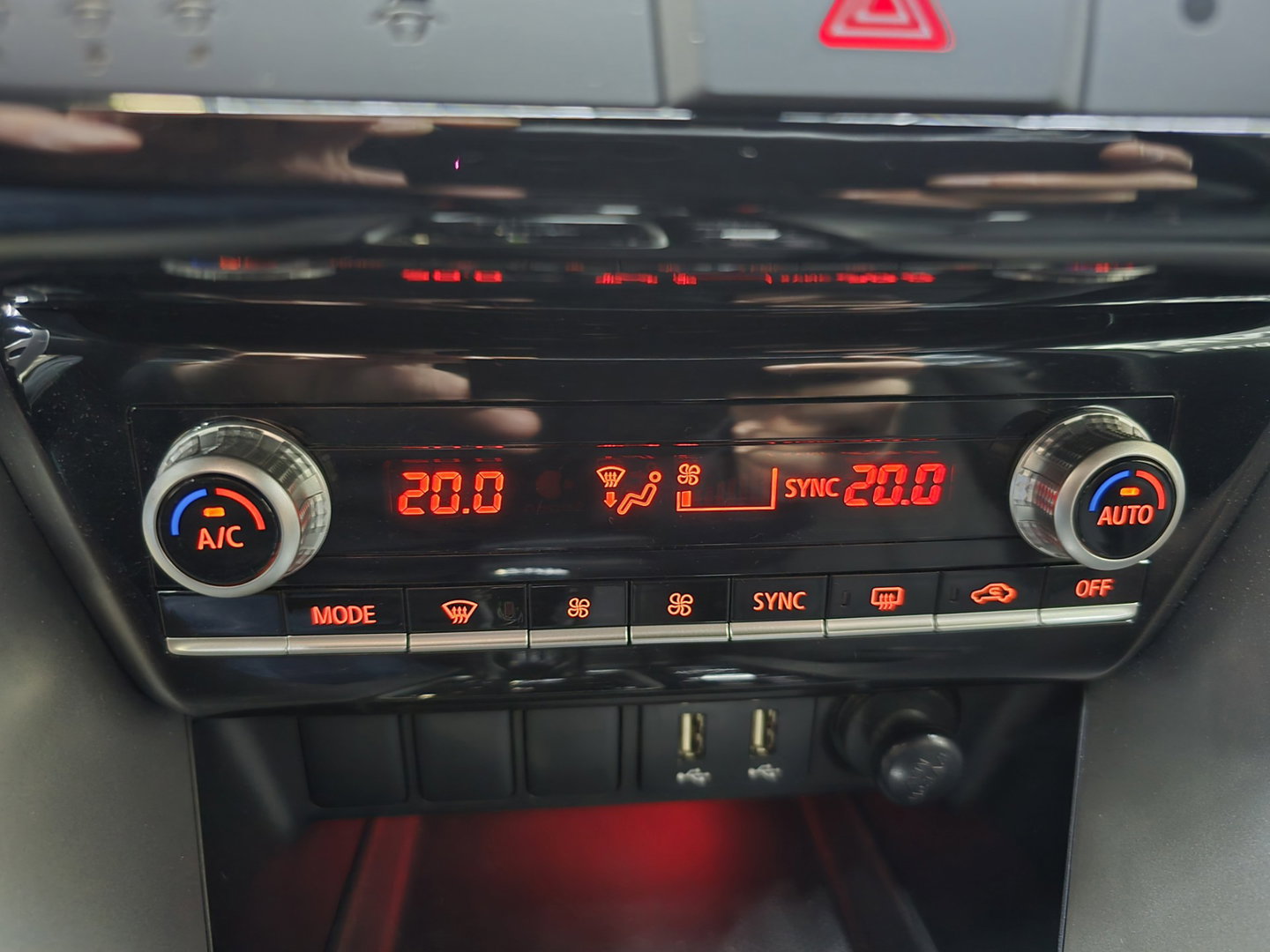 Mitsubishi Eclipse Cross 2.4 PHEV Intense+ Navi Camera Clima Cruise LED LM
