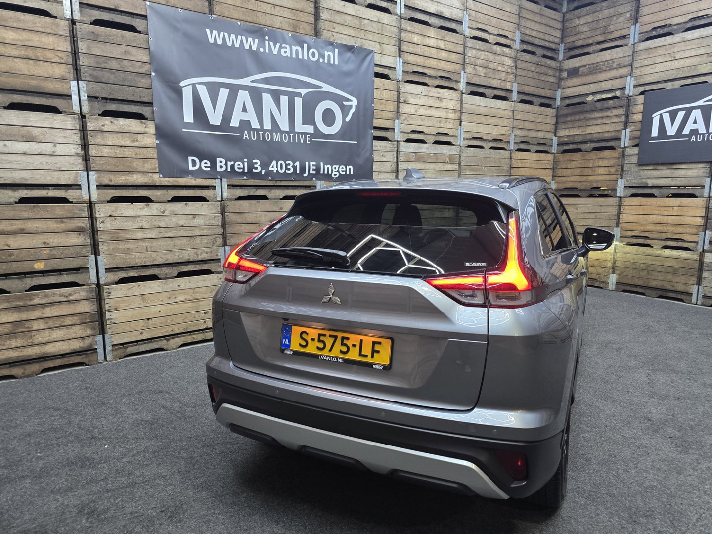 Mitsubishi Eclipse Cross 2.4 PHEV Intense+ Navi Camera Clima Cruise LED LM