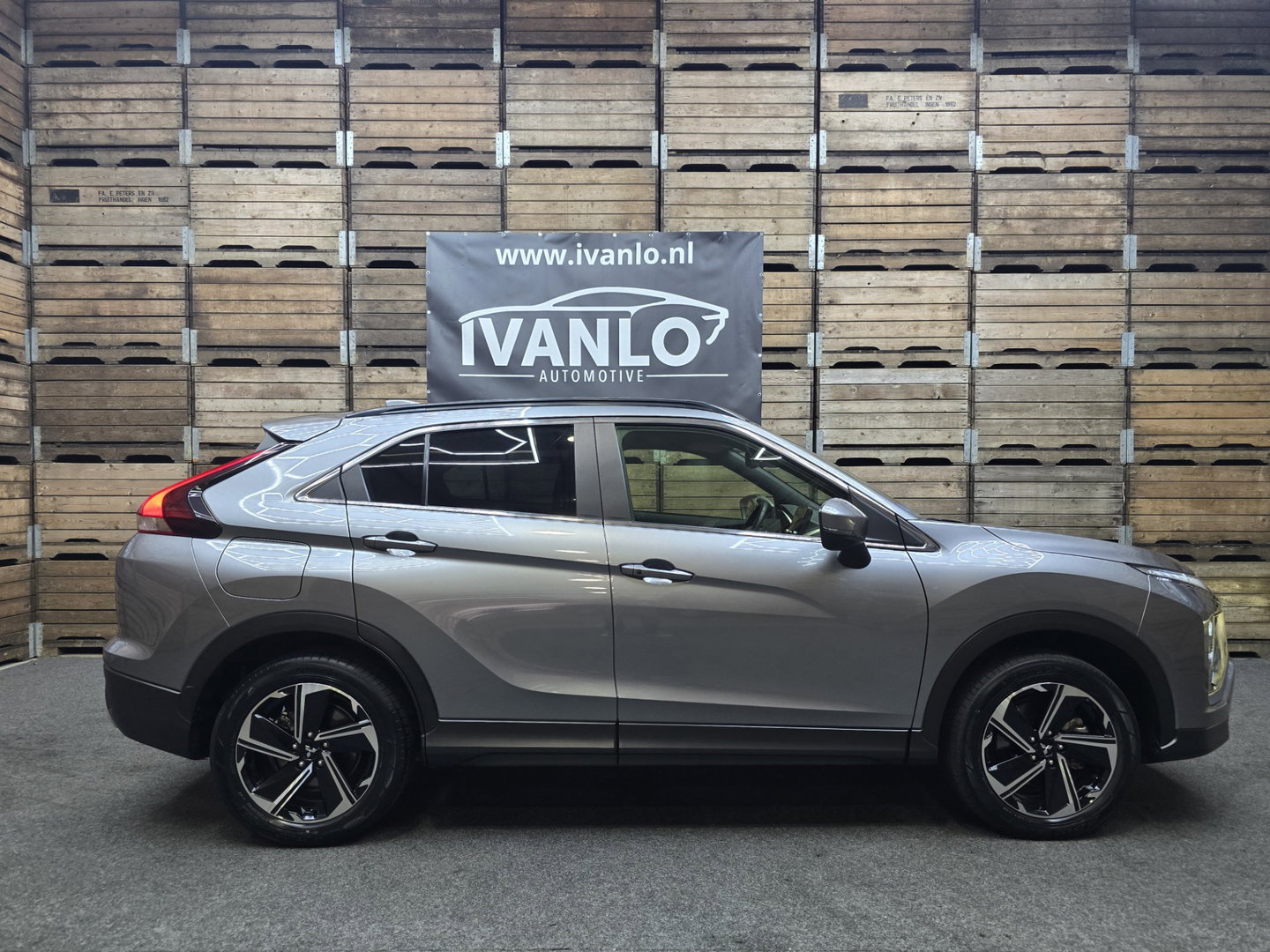 Mitsubishi Eclipse Cross 2.4 PHEV Intense+ Navi Camera Clima Cruise LED LM