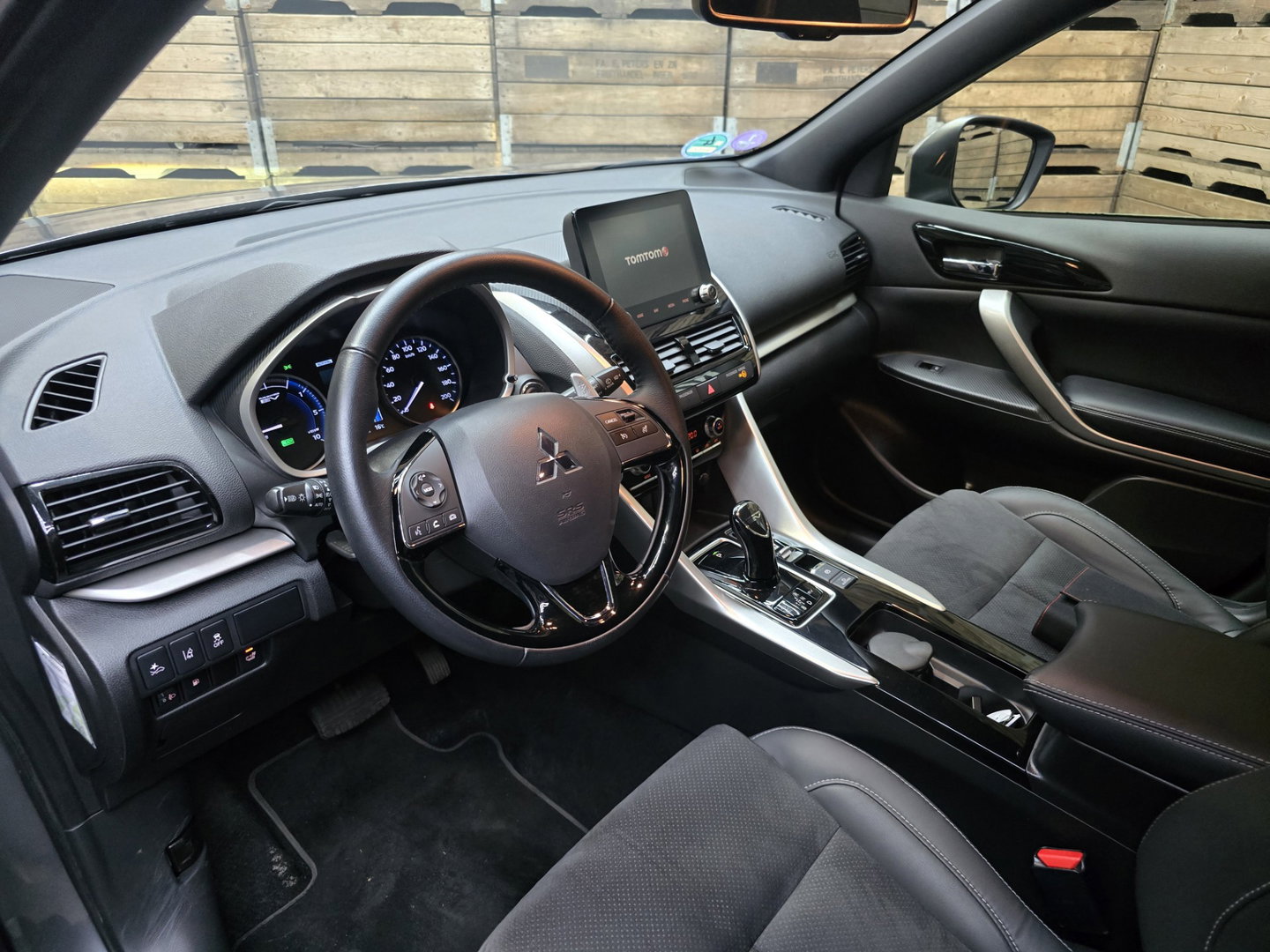 Mitsubishi Eclipse Cross 2.4 PHEV Intense+ Navi Camera Clima Cruise LED LM