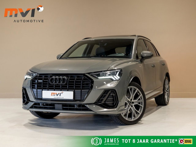 Audi Q3 - 40 TFSI quattro S Line edition one / 190pk / Trekhaak / Panorama dak  /  Stoelverwarming /