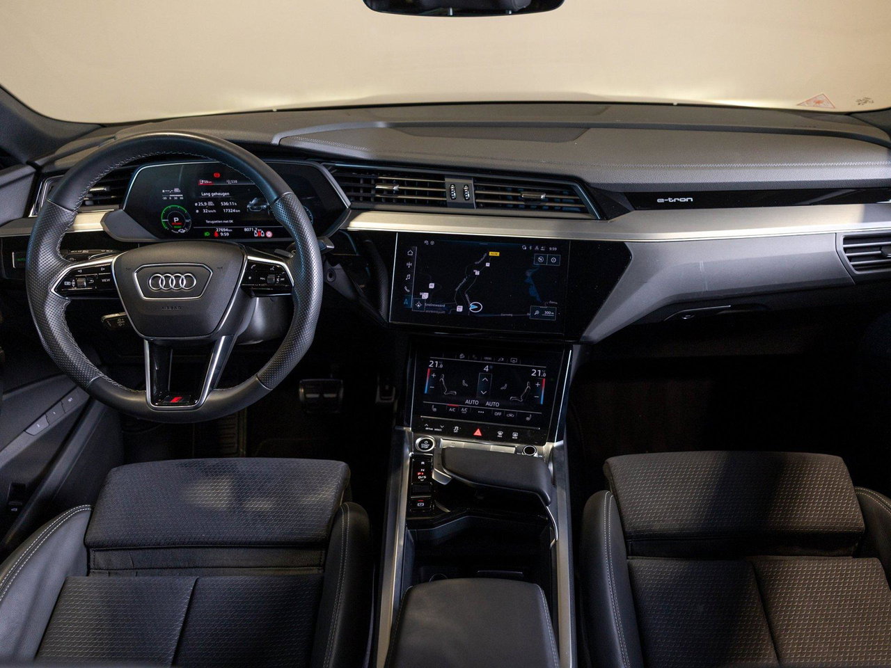 Audi Q8 Sportback e-tron