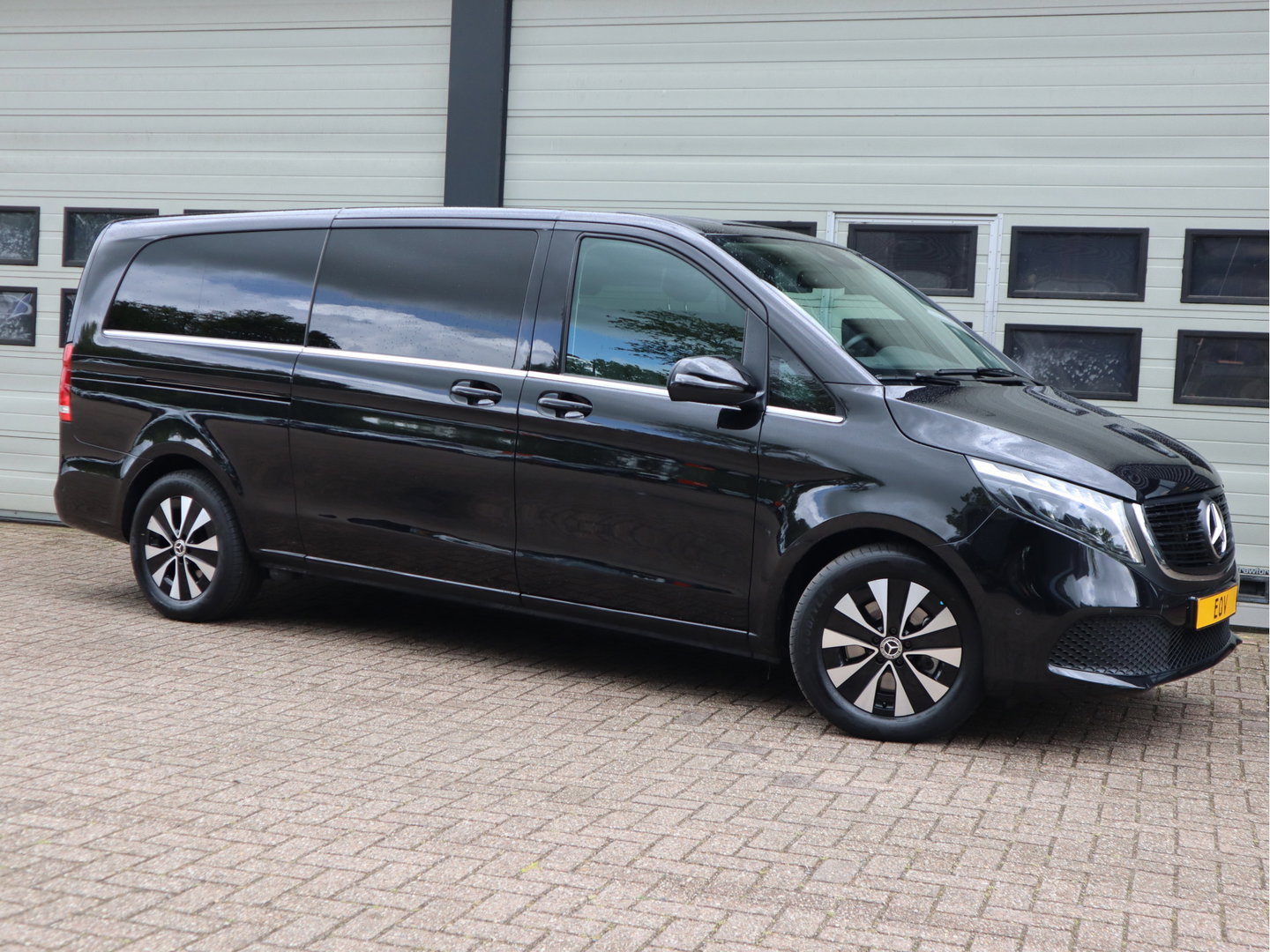 Mercedes-Benz EQV 300 90kWh L3 Extra lang - 8 Persoons - Leder - elc. Schuif