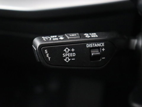 Audi A3 30 TFSI Advanced edition | Panoramadak | Stoelverwarming | Camera | Carplay | Sportstoelen | Navigatie | Full LED | Virtual Cockpit | Getint glas | Climate control | Parkeerhulp | Cruise control