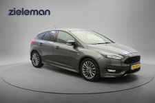 Ford Focus - 1.0 Titanium ST-Line - Carplay, Camera, Cruise, Clima