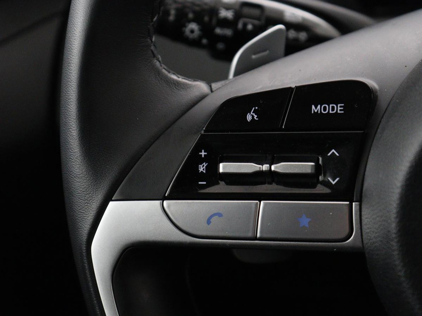 Hyundai Tucson 1.6 T-GDI PHEV Comfort 4WD | SOH 97,9% | Adaptive cruise | Camera | Carplay | Navigatie | Climate control | Parkeerhulp | 19'' | Digital Cockpit | DAB | Bluetooth | Plug In