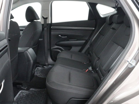 Hyundai Tucson 1.6 T-GDI PHEV Comfort 4WD | SOH 97,9% | Adaptive cruise | Camera | Carplay | Navigatie | Climate control | Parkeerhulp | 19'' | Digital Cockpit | DAB | Bluetooth | Plug In